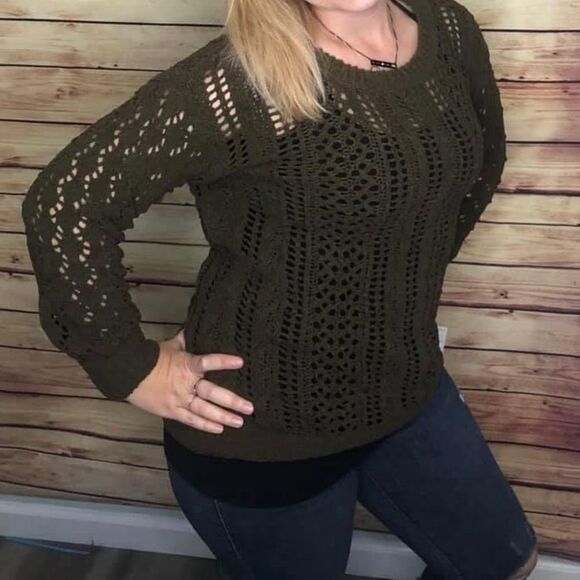 Lularoe Mariah Sweater Open Knit - Size 2XL - Picture 2 of 3